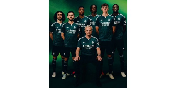 Real Madridin kesän siirtoikkuna on täydessä vauhdissa; sytyttääkö Valkoiset Ritarit galaktisen aikakautensa uudelleen? Real Madridin kesän siirtoikkuna on täydessä vauhdissa; sytyttääkö Valkoiset Ritarit galaktisen aikakautensa uudelleen?